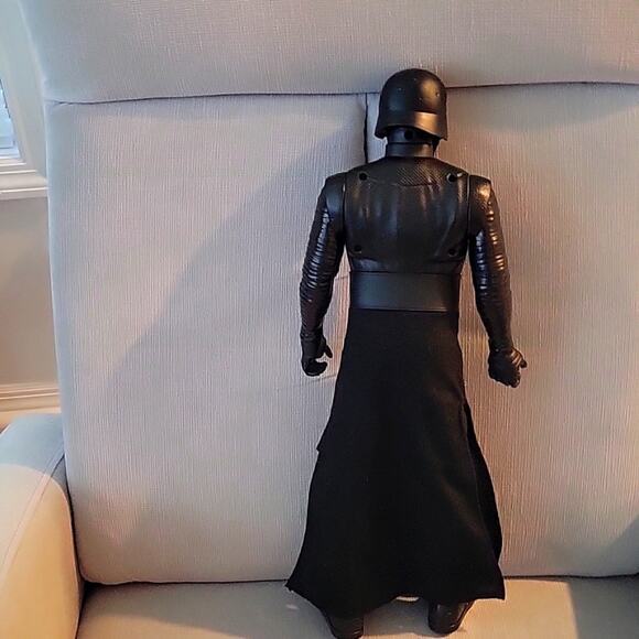 Star Wars The Force Awakens 18" Kylo Ren Action Figure Poseable Jakks Pacific - Picture 6 of 9